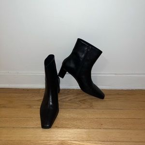 Vagabond Chelsea Boots